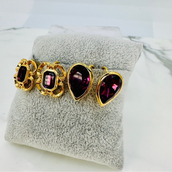 Vintage Avon Clip On Earrings Purple Glass Gem Gold Tone 2 Pair Tear Drop Scroll - Picture 3 of 9
